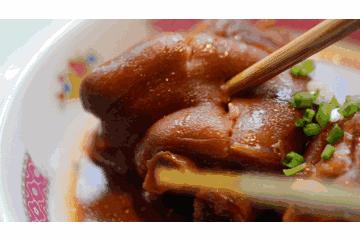 火遍全香港的车仔面终于登陆北京，连嘻哈侠第一站都要来这里！