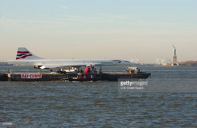 它运营超25万小时后退役号称超所有军机总超音速飞行时间