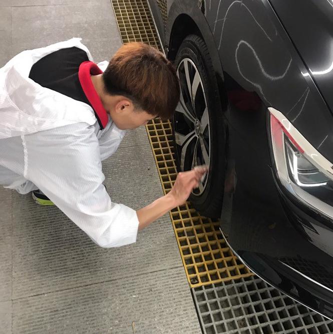 迈腾b8改装轮毂18寸多少钱,b8迈腾改装图片