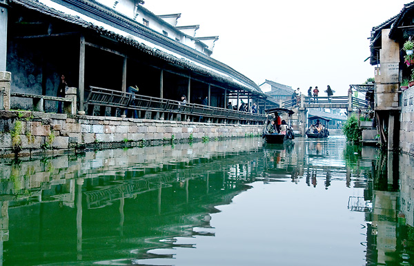 乌镇的故事简短,乌镇似水年华酒馆
