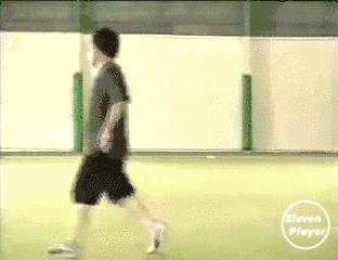 足球过人技巧小学生五年级,五人足球花式过人集锦