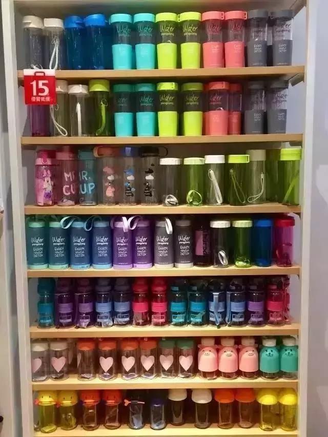 一个红遍中国“只要能抄袭，绝对不原创”的店