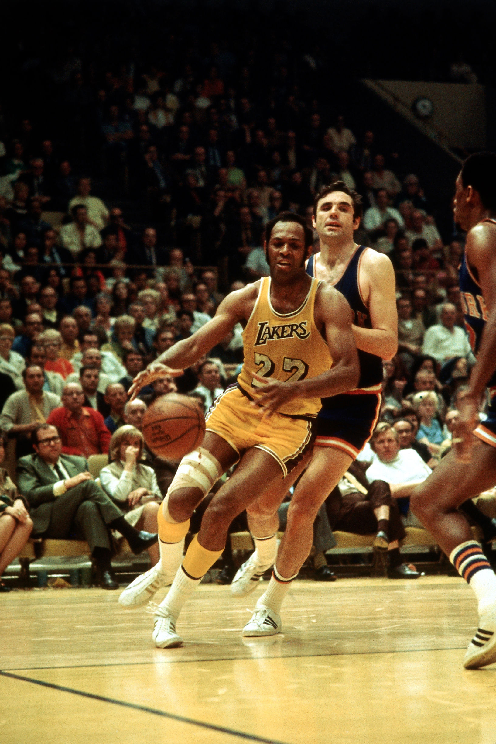 篮球灌篮湖人队,世界篮球洛杉矶湖人队比赛讲解