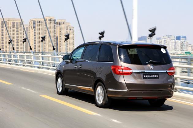 别克gl8商旅尊贵型2.0t,gl8别克商旅版