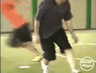 五人足球过人实用技巧,球场实用过人技巧