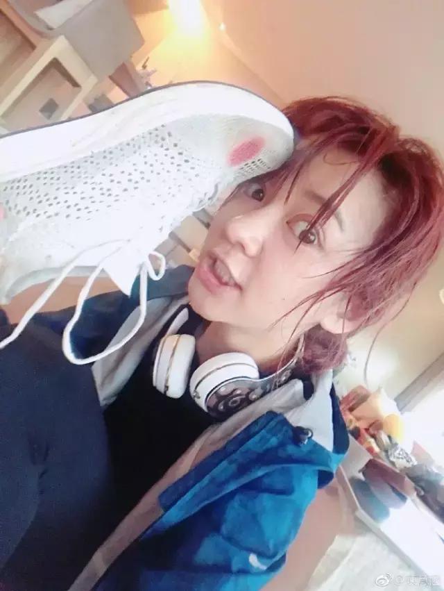 迪丽热巴高圆圆同款双肩包 (迪丽热巴高圆圆同款双肩包哪里买)