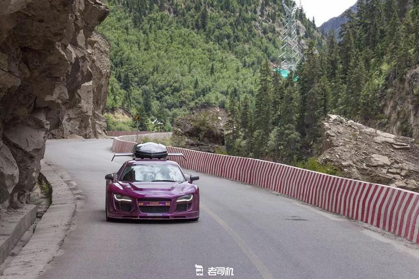 开辆超跑去*藏西**！最后看看几百万的奥迪R8破成啥样了？