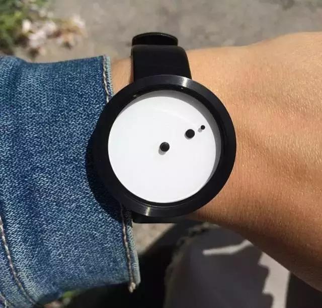 不搞块够屌的表，小姐姐怎么会跟你跑？！