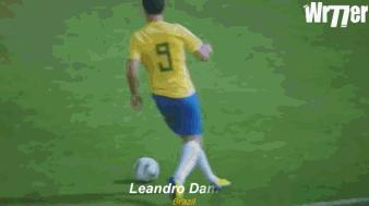 看内马尔颜值,看内马尔踢球是什么体验