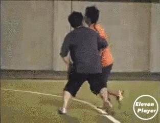 足球过人技巧小学生五年级,五人足球花式过人集锦