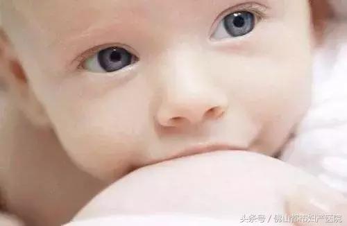 宝宝经常吐奶怎么办好,宝宝总是吐奶有什么好方法