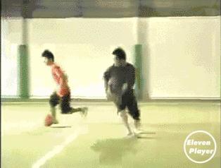 五人足球过人实用技巧,球场实用过人技巧