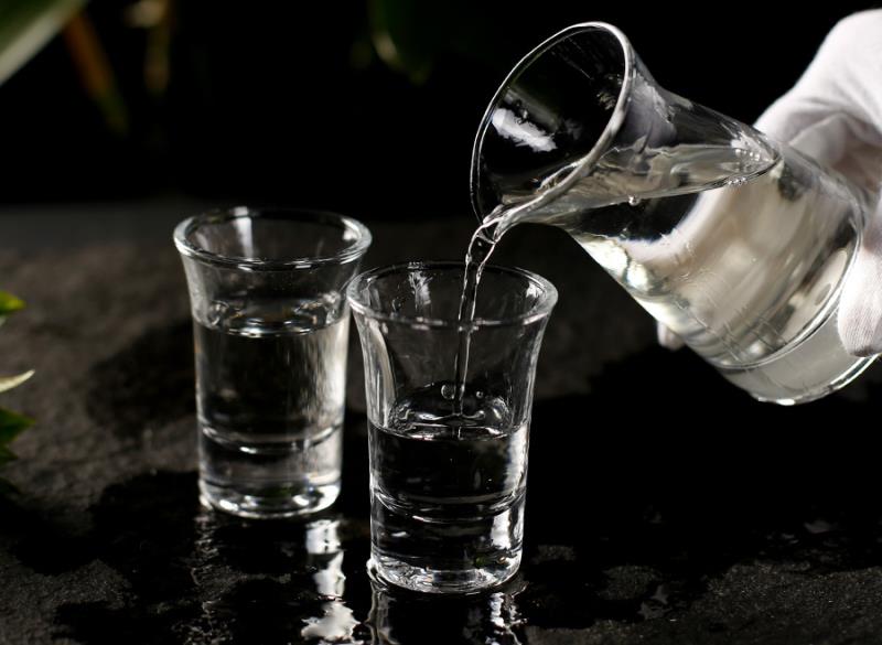 解酒小妙招喜欢喝酒的人关注了,解酒小妙招醋