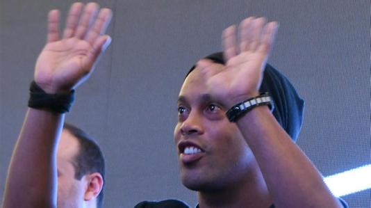 小罗2006年澳门表演赛,小罗巴黎圣日耳曼表演赛