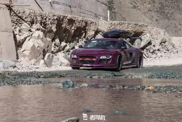 开辆超跑去*藏西**！最后看看几百万的奥迪R8破成啥样了？