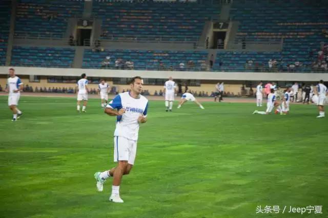 jeep牧马人纪录片,jeep牧马人撒哈拉2017