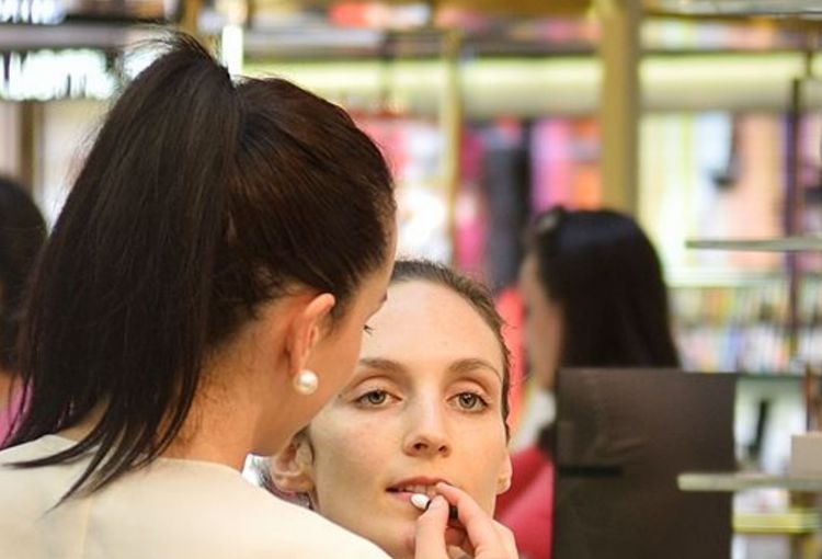 美丽的巴黎完整版,美丽的巴黎之旅视频