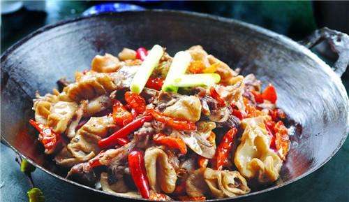 分享一个简单实用的腊味猪蹄、猪头肉、猪内脏做法