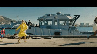 鉴影|49岁的主人公怀孕了，女儿吓懵，老公问：爸爸是谁！