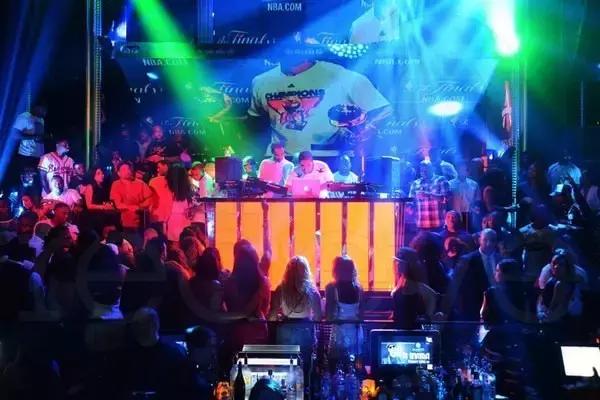 海口月薪1万什么水平,在海口月薪多少才正常