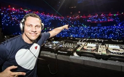 非噪音生产-明日世界的各路重拳