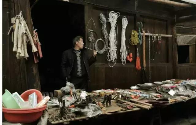 忠路老屋基，太美哒，美得登上《武陵土家》封面