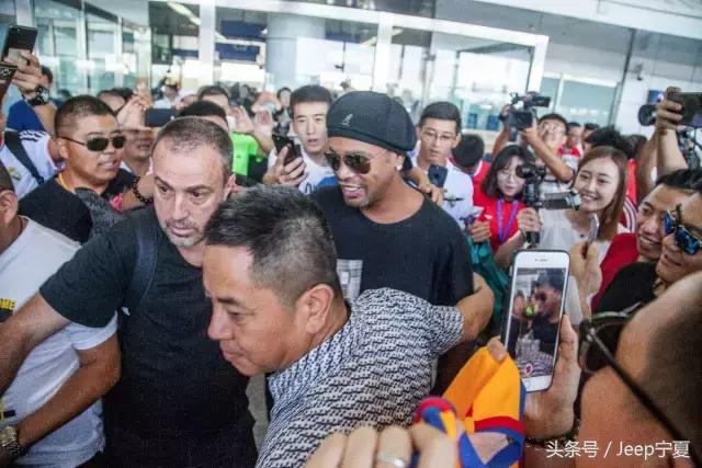 jeep牧马人纪录片,jeep牧马人撒哈拉2017