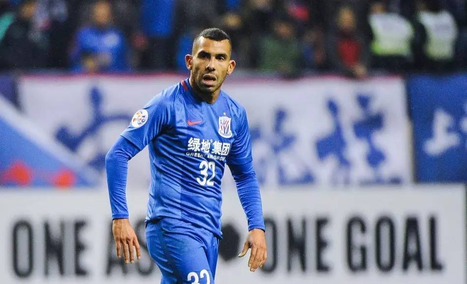 特维斯被判手球,特维斯2009年