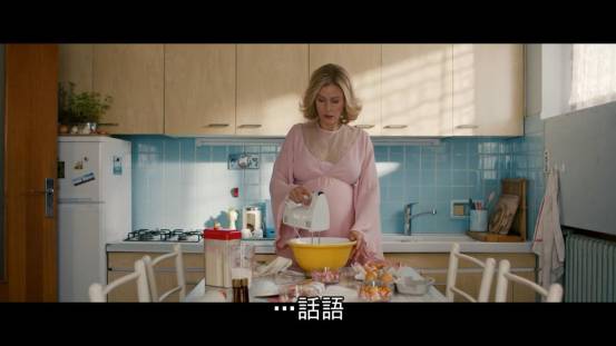 鉴影|49岁的主人公怀孕了，女儿吓懵，老公问：爸爸是谁！