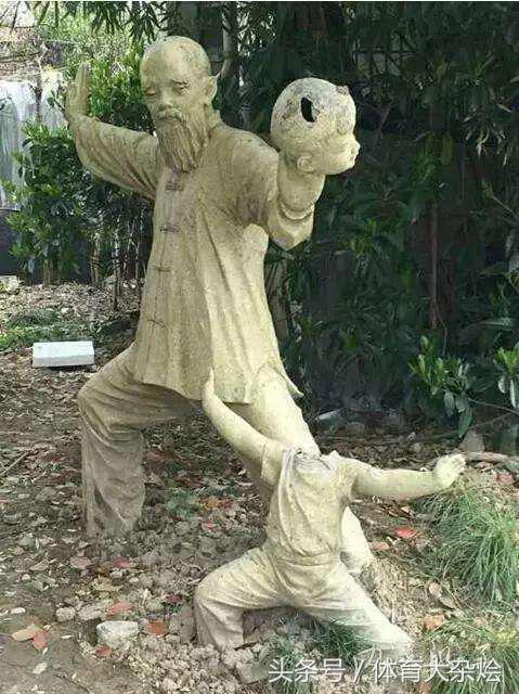 哥，你能管管嫂子吗？一点都不关注形象，太丢人了