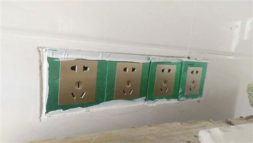 墙插座松动怎么处理,墙上插座松动接触不良怎么办