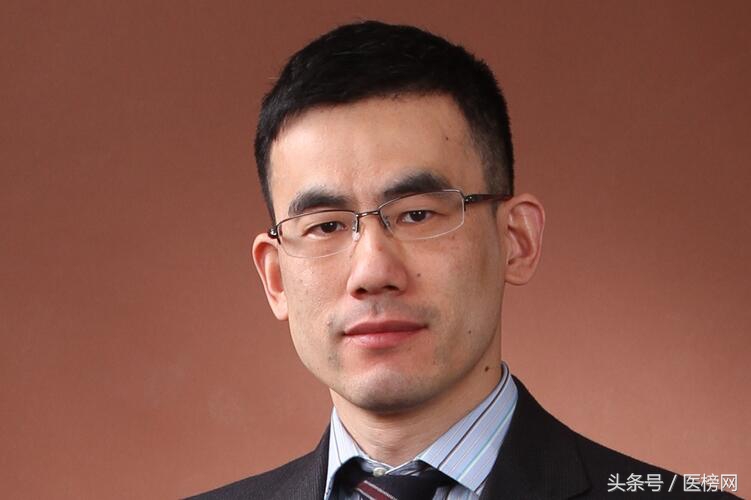 大连拇外翻治疗方法,拇外翻手术是微创吗有后遗症吗