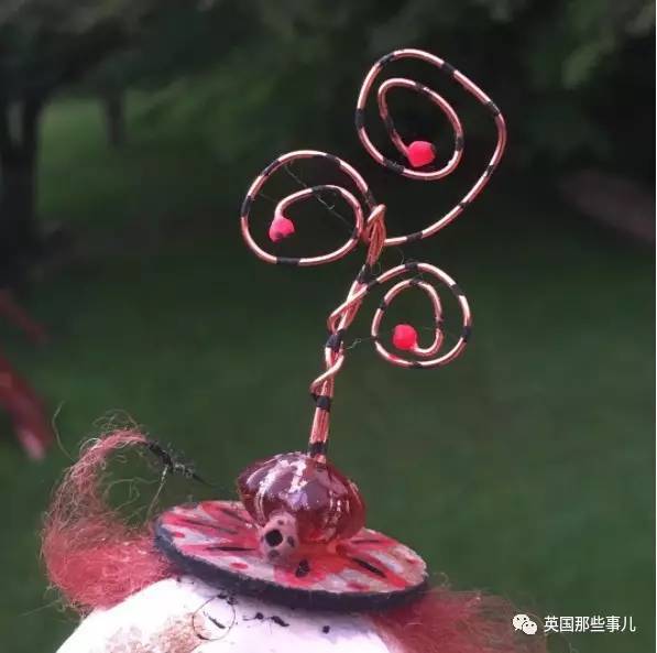 12岁，他用两年时间，做出这一整系列暗黑娃娃，有点厉害啊！