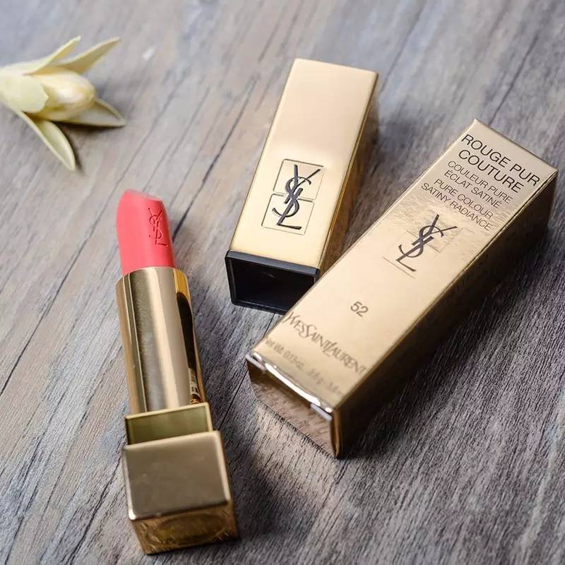 圣罗兰最美的9只口红方管,圣罗兰最美的9只口红广告