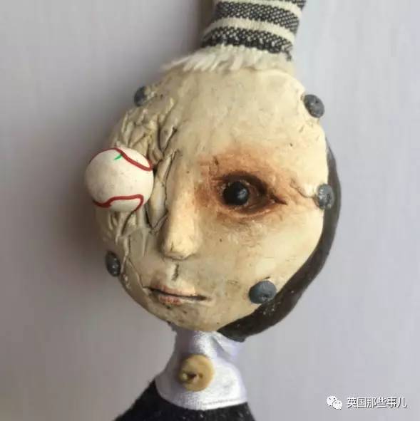 12岁，他用两年时间，做出这一整系列暗黑娃娃，有点厉害啊！