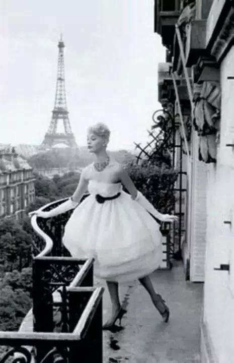 去旅游拍的风景照怎么发朋友圈,怎么给朋友圈的旅游照点评