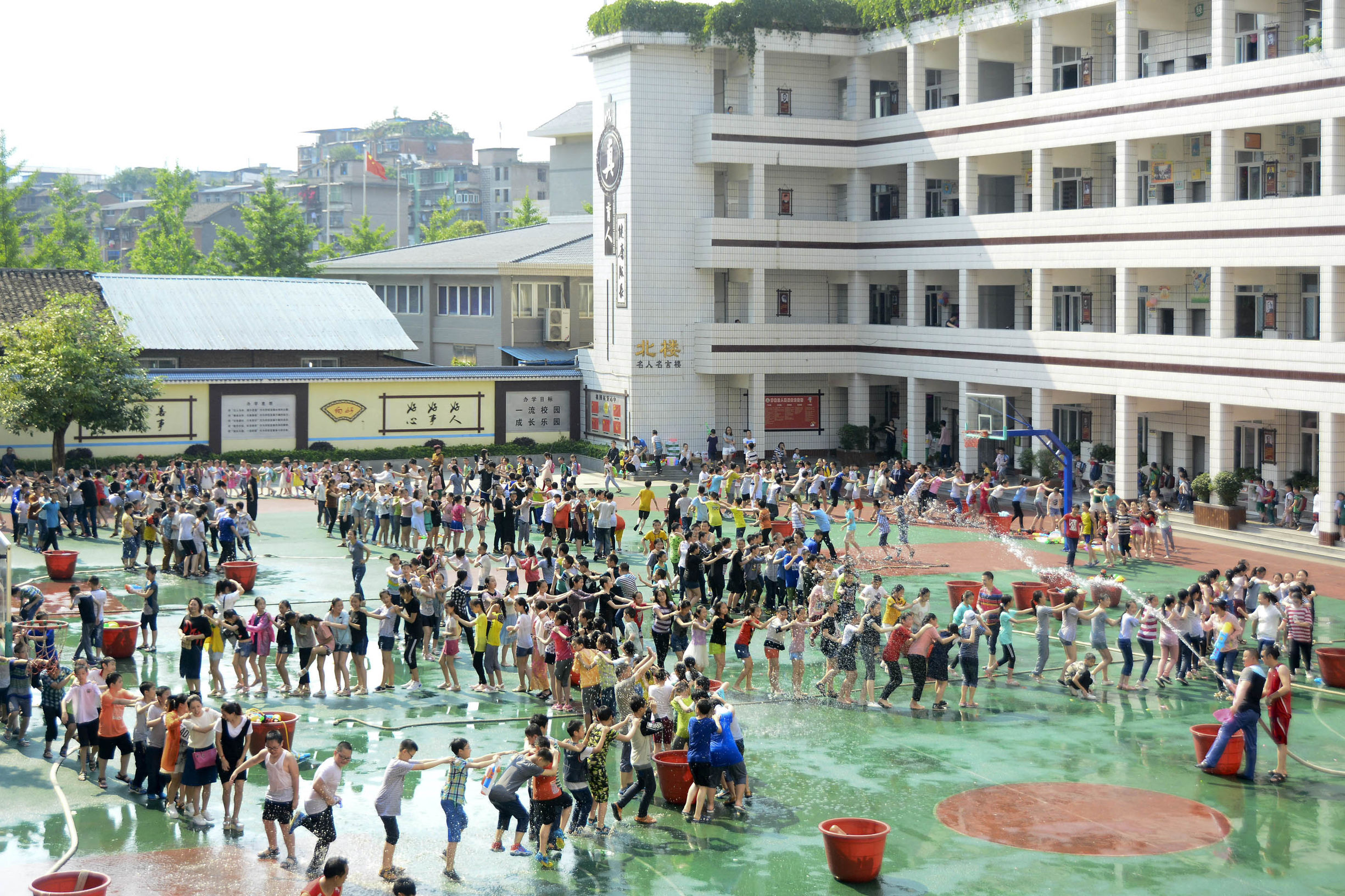 巴州三小素质拓展活动,巴州三中训练