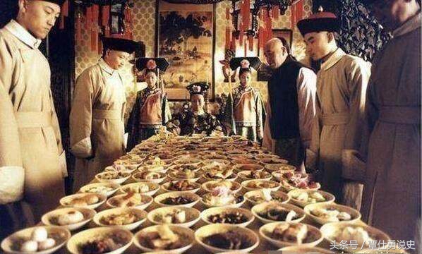 慈禧生前那么风光死后无比凄凉,慈禧的荒唐遗言