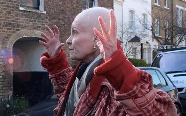 50岁娶鲜肉老公，74岁炮轰首相，每一天都作妖到闪闪发光！