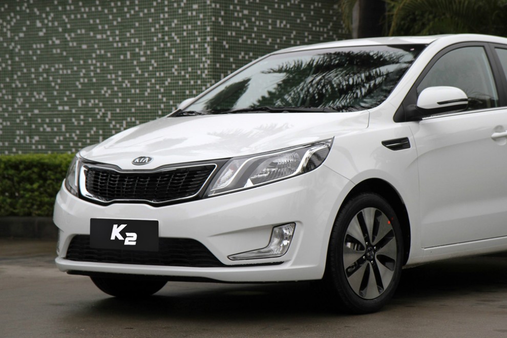 小型suv起亚k2,起亚k2两厢车值得购买吗