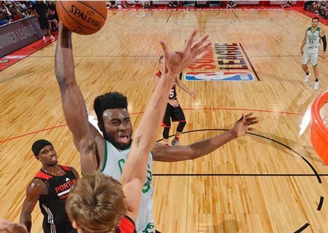 “四换一”操作重出江湖！队内小将成凯尔特人最大底牌？