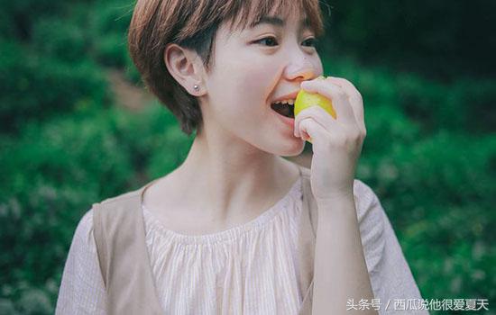 柠檬怎么美白最快最有效,怎样用柠檬让牙齿变白