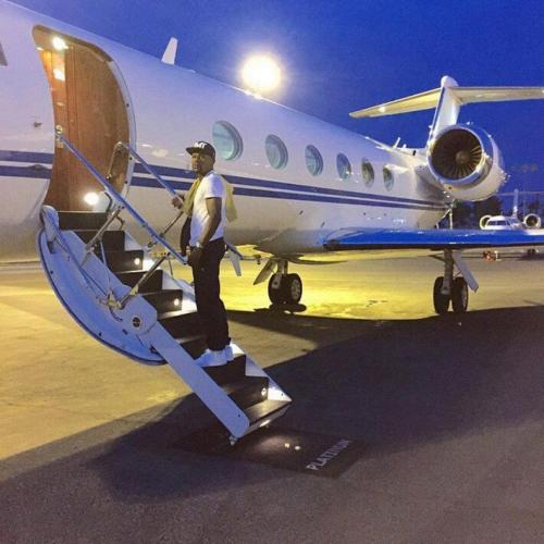 梅威瑟人前炫富背后苦练,不败神话梅威瑟