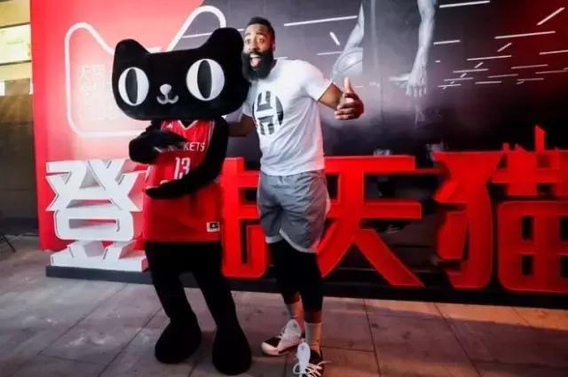 除了火拼、掰转盘和女主持的屁股，这次哈登中国行你可不能忘了它