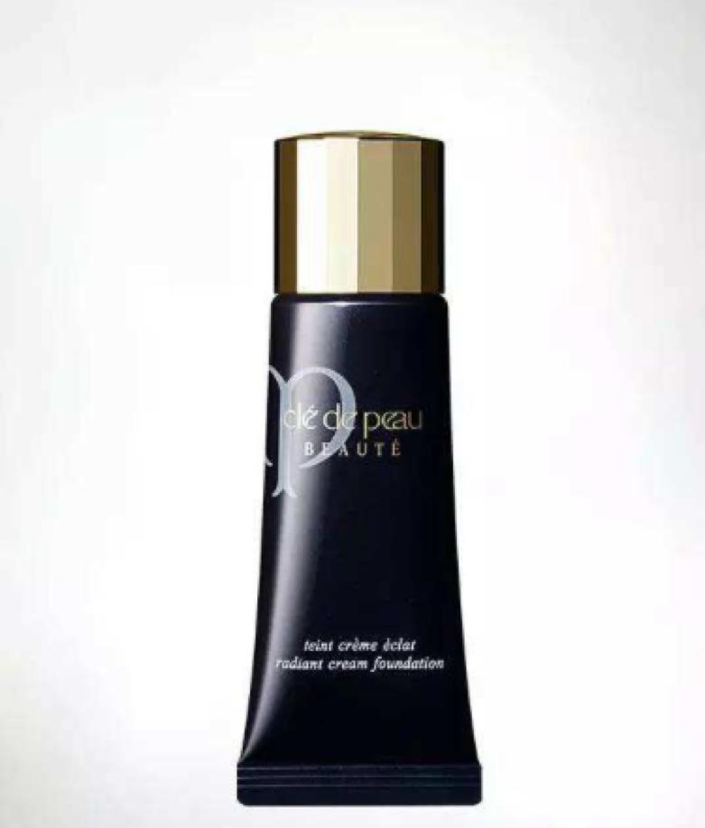 适合干皮秋冬的粉底液推荐,适合干皮的秋冬粉底液推荐