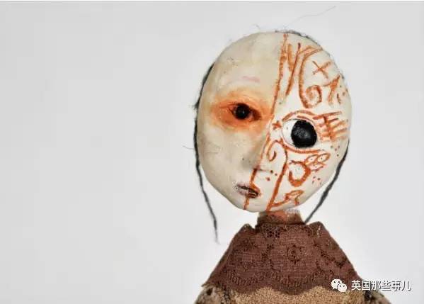 12岁，他用两年时间，做出这一整系列暗黑娃娃，有点厉害啊！