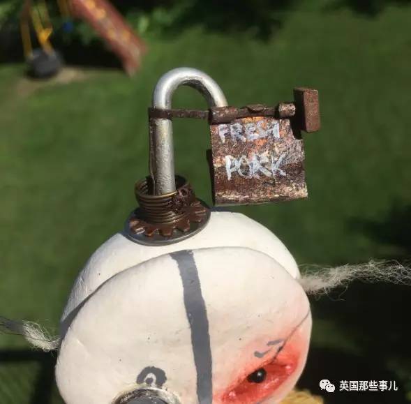 12岁，他用两年时间，做出这一整系列暗黑娃娃，有点厉害啊！