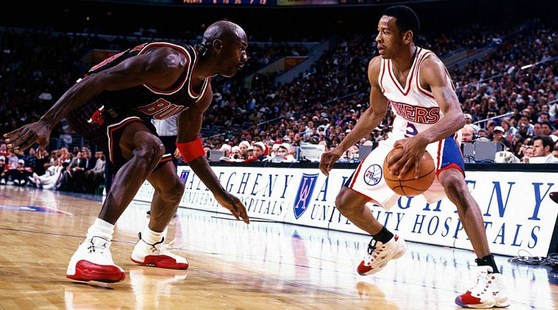 刚开始打篮球必备的5招基础变向，轻松学一招虐遍野球场！