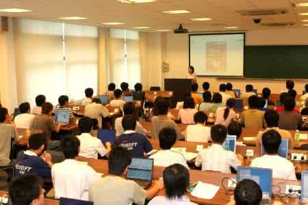最后一次获得名校专科学历的机会名校为何“削枝固本”？