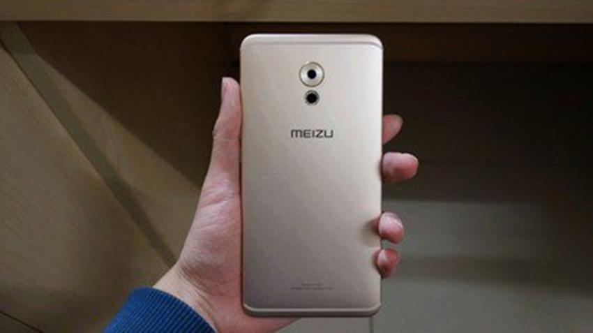 如何测评手机是不是高端机,直屏手机和曲面屏手机怎么选